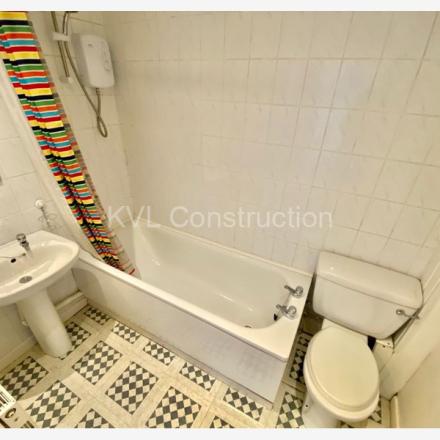 Buying and refurbishing our first company-owned flat